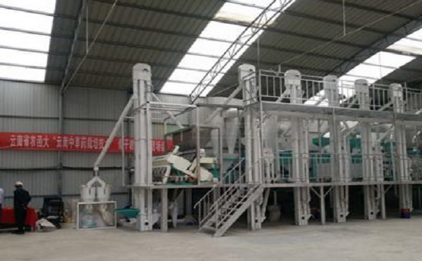 <a href=http://m.jnkuohang.cn/product/6/ target=_blank class=infotextkey>玉米加工設備</a>